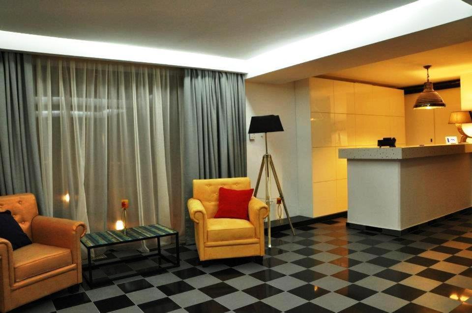 Apart Hotel Vlad Tepes Braşov Eksteriør bilde