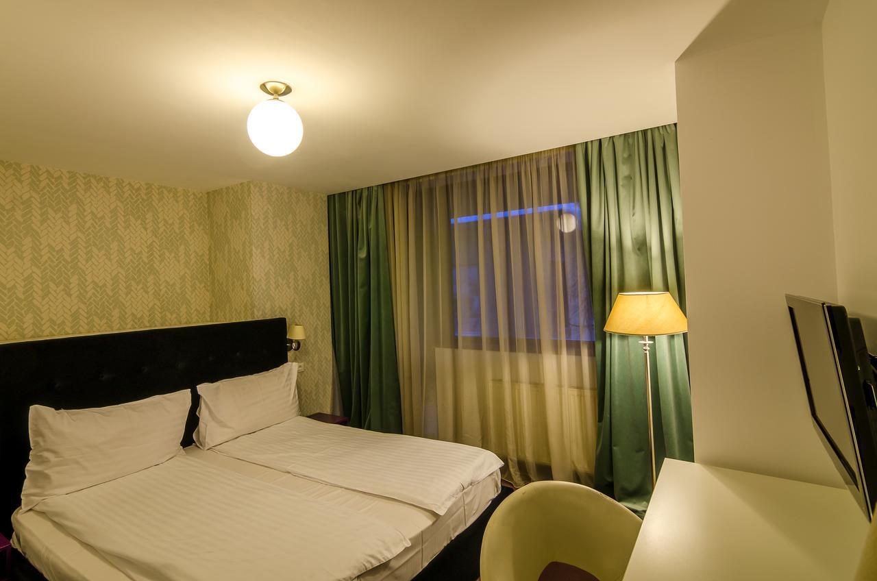 Apart Hotel Vlad Tepes Braşov Eksteriør bilde