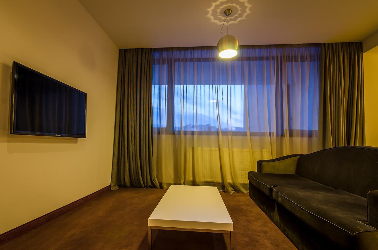 Apart Hotel Vlad Tepes Braşov Eksteriør bilde