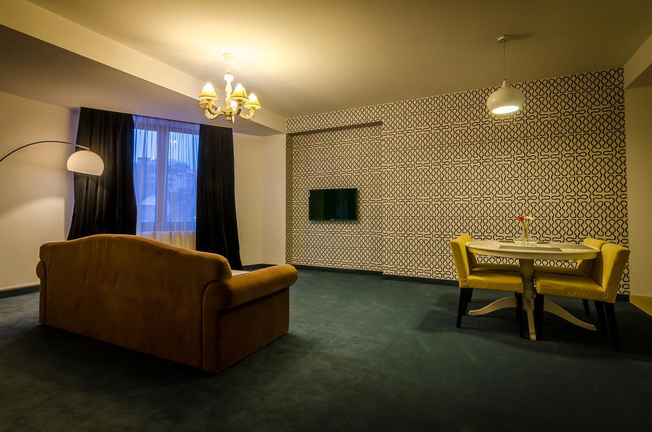 Apart Hotel Vlad Tepes Braşov Eksteriør bilde