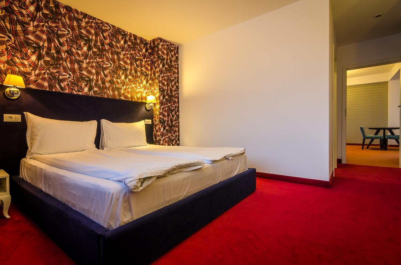 Apart Hotel Vlad Tepes Braşov Eksteriør bilde